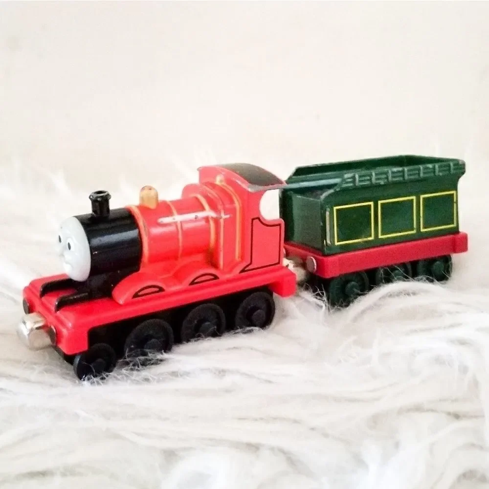 Thomas and friends James with car magnet